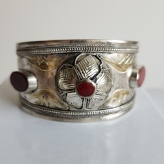 Vintage Tribal Cuff Bracelet | Mixed-Silver 800-900 Content | Red Carnelian Acce