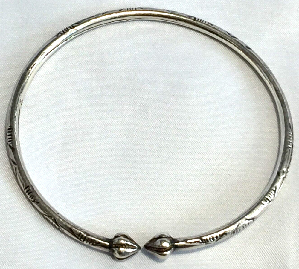 VINTAGE STERLING SILVER BANGLE WEST INDIES ISLAND POD CUFF BRACELET 16g