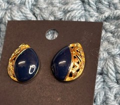 Teardrop Stud Earrings Navy Blue Goldtone Vintage Made in USA 0.75 inch