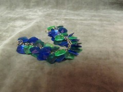 Vintage 1950’s Colt Stone Blue Green Plastic Cubes Brass Chain Bracelet