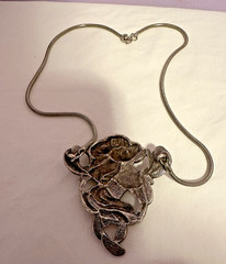 Vintage Art Nouveau W. Kerr American Beauty Woman ALVA Museum pendant necklace