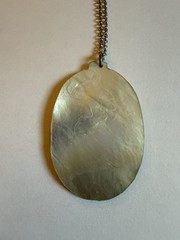MOTHER OF PEARL PENDANT OVAL SHAPE HANDPAINTED MIDDLE EAST 1950′