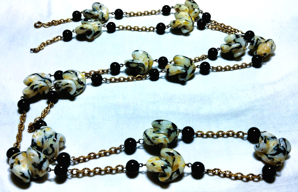 Vintage Venetian Fancy Pinched Gold Black Glass Beads Beaded Demi Parure