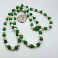 Vintage Cultured Pearl & Aventurine Necklace 28 in 7 mm Hidden Clasp 1980s
