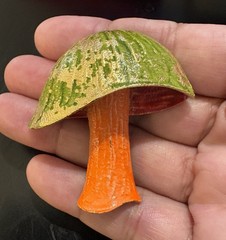 Vintage 1960s Mode-Art (ART©) Enameled Mushroom Brooch Pair Orange & Green/Gold