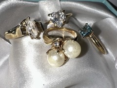 Estate Vintage Gold Tone Dainty Ring Lot Different Stones Some Signed