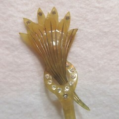 Vintage Art Deco Brooch Pin Plastic with Rhinestones 5″ long