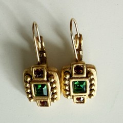 OSCAR DE LA RENTA Leverback Dangle Earrings : Matte Gold, Green + Brown Crystal