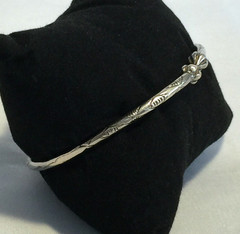 VINTAGE STERLING SILVER BANGLE WEST INDIES ISLAND POD CUFF BRACELET 16g