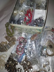Large Costume Jewelry Lot #3 * APPROX 100 Vintage Pieces * watches bracelets ETC