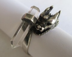 Sz 9.5 VINTAGE STERLING SILVER CLEAR QUARTZ ROCK CRYSTAL WAND DRAGON RING