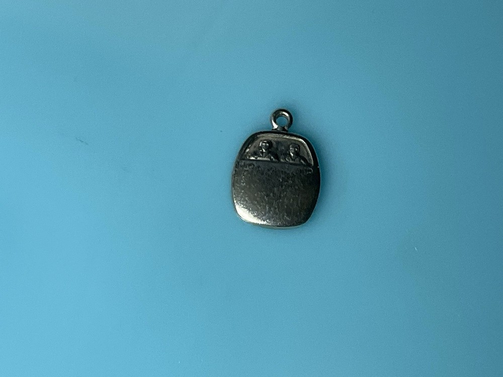 Vintage Bates & Klinke Sterling Silver 1964 Ski Lift Gondola Ride Charm 1.9g