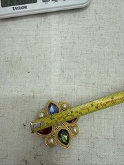 Vintage @TAT Multicolor Rhinestone Brooch – Faux Pearl Gold Tone Statement Pin