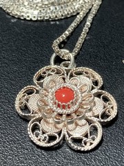 Beautiful Vintage Filigree .900 Silver Flower Necklace & Earrings (D.N. Stamp)