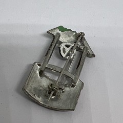 LARRY WINTERS 1939 VINTAGE SILVERTONE RHINESTONE WISHING WELL BROOCH AS IS
