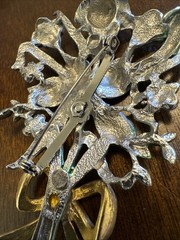 VTG Tona Flower Bouquet Brooch