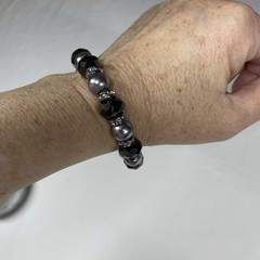 Premier Designs Jewelry Black Gray Clear Rhinestone Beaded Bracelet Stretchable