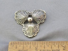 Good HANDMADE Sterling Studio Craft THREE SHELL PIN