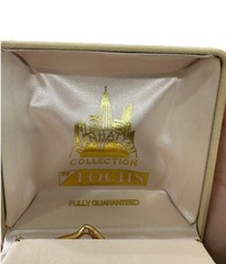 Vintage AVON Gold Tone Rhinestone Open Floating Heart Pendant Necklace w/ Box