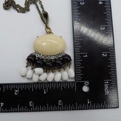 Ivory Color Cabochon Pendant Necklace Boho Cute Everyday Wear 18″