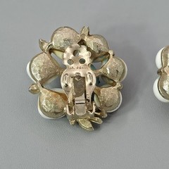 Vintage Clip On Fruit Cluster Earrings White Orange Blue Gold Tone Repaired
