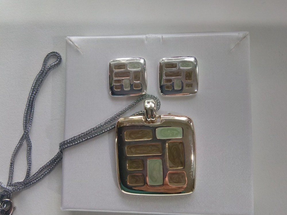 New KC Vintage Signed Silvertone Modernist Earthtone Pendant & Earrings