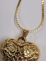 Ornate Heart Pendant 22″ Goldtone Necklace Wheat Style Chain Costume Fashion