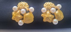 Vintage Richelieu Gold Tone Starfish Seashell White Faux Pearl Earrings