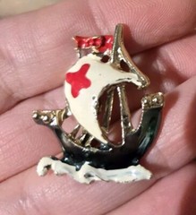Brooch Pin Vintage Enamel Metal Ship Brooch Pin Pirates Vikings