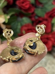 57. Rare Crown TRIFARI Gold tone Blue Oval Cabochon Clip on Earrings 14.7g, 21mm