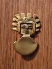 Metropolitan Museum of Art Brooch Pin Aztec Warrior Mask Tolima Face Gold Tone