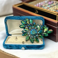 Vintage 1950s Peacock AB Emerald Rhinestone Brooch Silver Tone Marquise Chaton