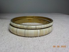 VINTAGE BRASS BANGLES WITH INLAY BONE/HORN 2 5/8″ INSIDE 3/16″ W & 3/8″ WIDE