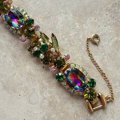 Vtg Juliana D&E Watermelon & Green Bracelet Brooch Earrings 3pc Set Heilotrope