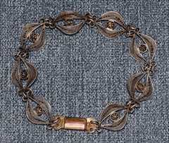 Vtg Siam Sterling Silver Jewelry Lot: 7.5″ Filigree Bracelet & Niello Earrings