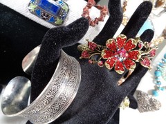 Chunky Mix Blue Red Rhinestone Figural Stone Necklace Bracelet 22 Pc Jewelry Lot