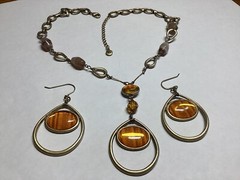 Lauren Conrad LC Orange Oval Cabuchons Gold Tone Earrings & Necklace Set Vtg FS