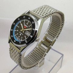 Vintage Seiko 5 Automatic Men’s Wrist Watch, Day,Date Stainless steel band