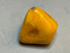 NATURAL OLD ANTIQUE YELLOW BUTTERSCOTCH BALTIC AMBER PENDANT 14,7 gr