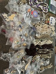 250 vintage to now lot wearable craft necklace earrings brooch jewelry 15 pounds