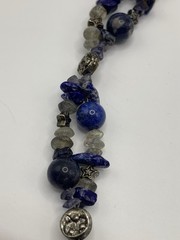 Vintage Sodalite Natural Stone Chips And Sun Beads Necklace 16”