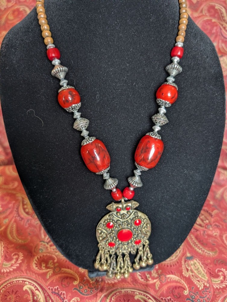Antique Red Stone Silver-tone Yemeni Warrior Necklace Brass Finish History Art