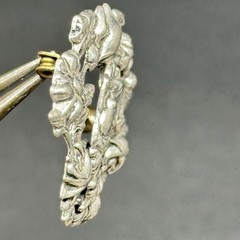 Art Nouveau Brooch Pin Repousse Floral Wreath Art Deco 2″ Vintage