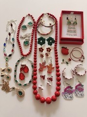 Huge Lot Wearable Vintage To Now Christmas Holiday Jewelry
