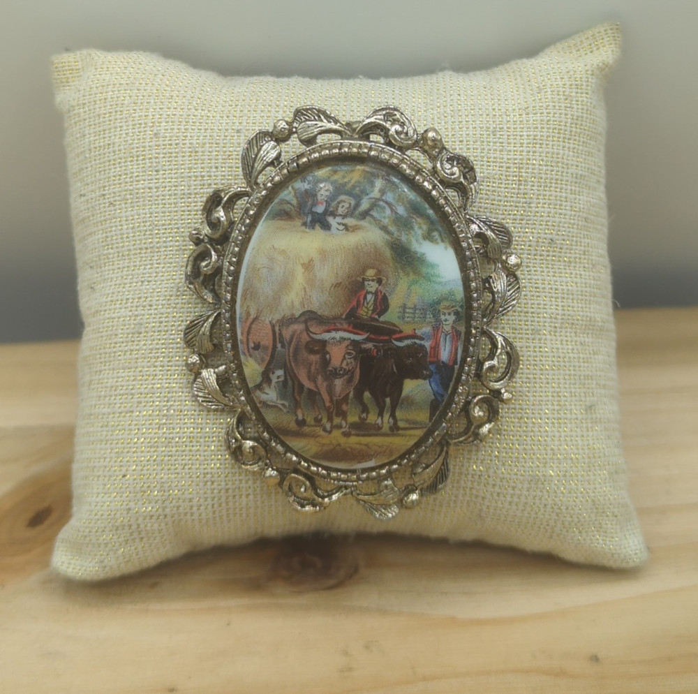 Vintage Farming Scene Cattle Oval Picture Brooch Pin Pendant