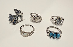 Avon Vintage Ring Lot of 5 – See photos size varies from 5-7