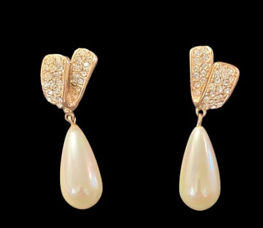 Vintage Pearl Dangles Crystal Rhinestones Gold Tone Earrings