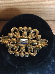 Gold Tone Shades Of Blue Brooch Pin Crystals Rhinestones