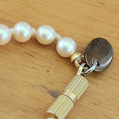 LES BERNARD INC Faux Pearl Graduated Necklace 22 Inch Signed Vintage