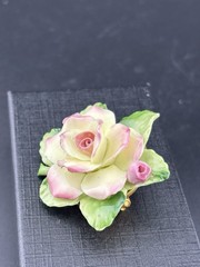 Painted Porcelain Pink Flower Green Leaves Cottage Core VTG 3D Floral Brooch
